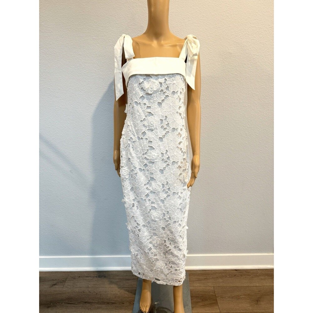 Petal & Pup White Emersyn Midi Lace Dress - Size Medium - NWOT - Bridal Dress - Picture 4 of 16